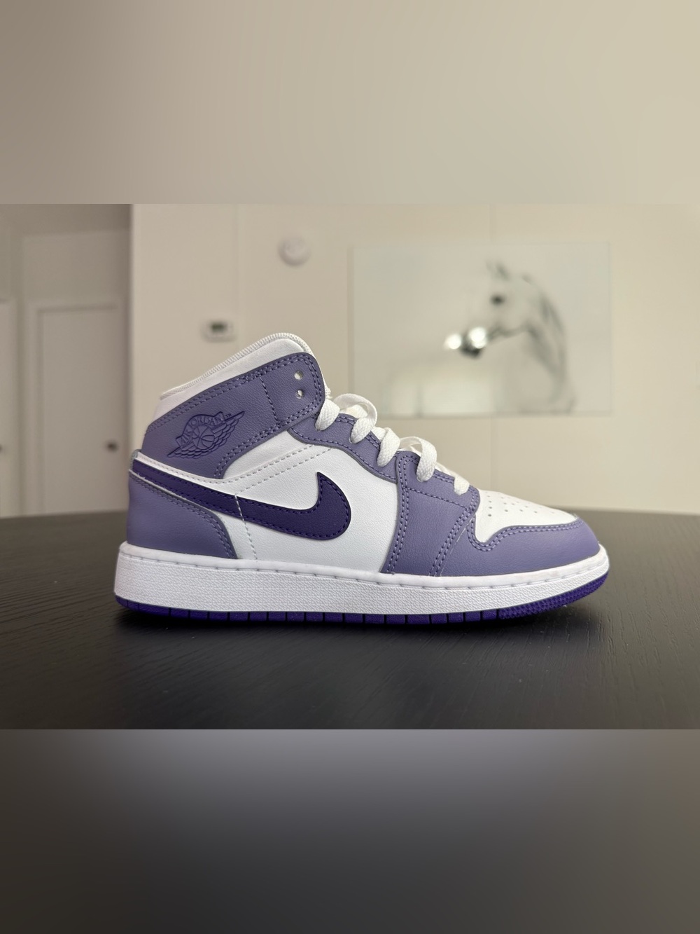 EUC Nike Air Jordan 1 Mid shoes dusty amethyst/court purple kids 3.5 boys girls